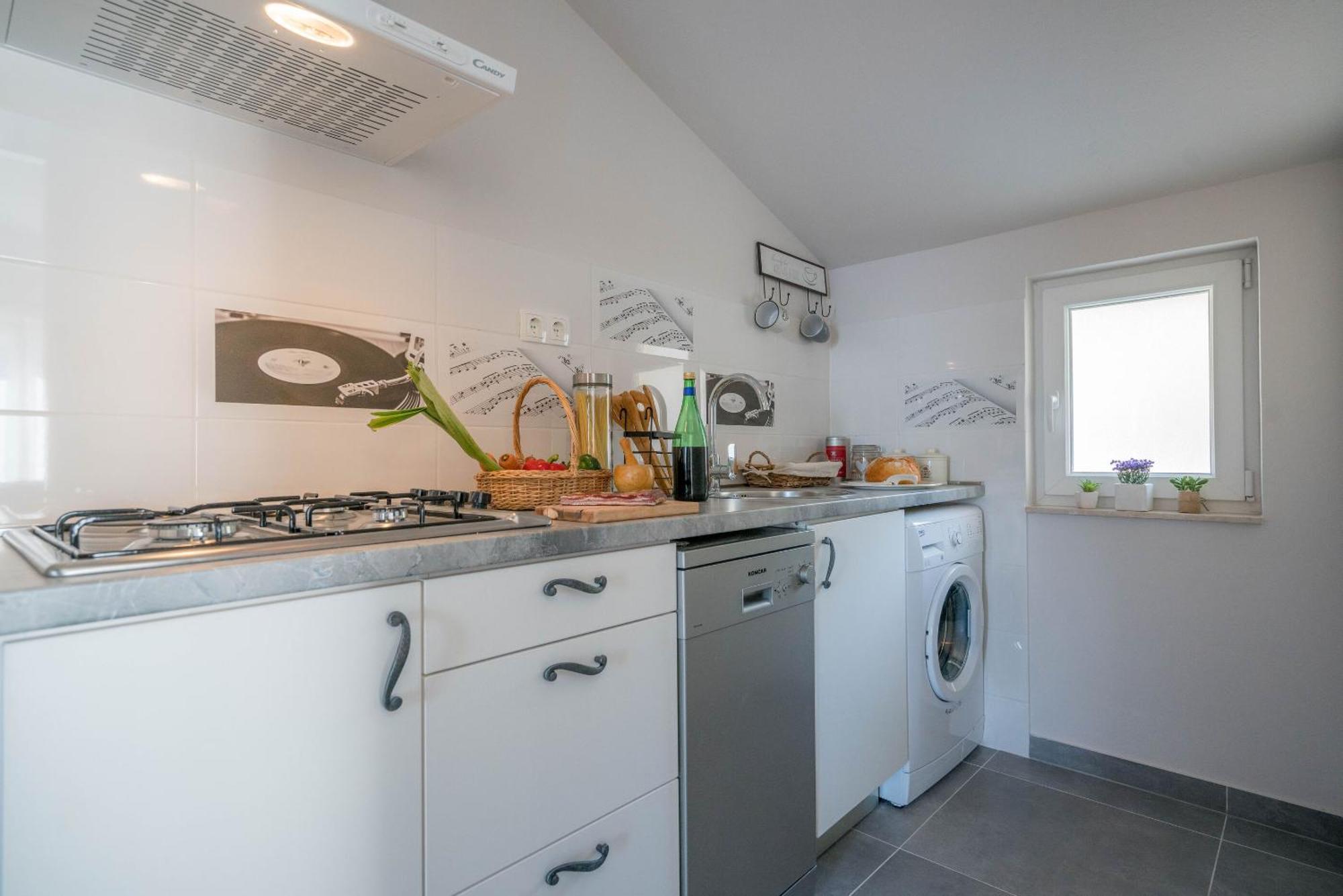 Apartments Sonata Omis Luaran gambar